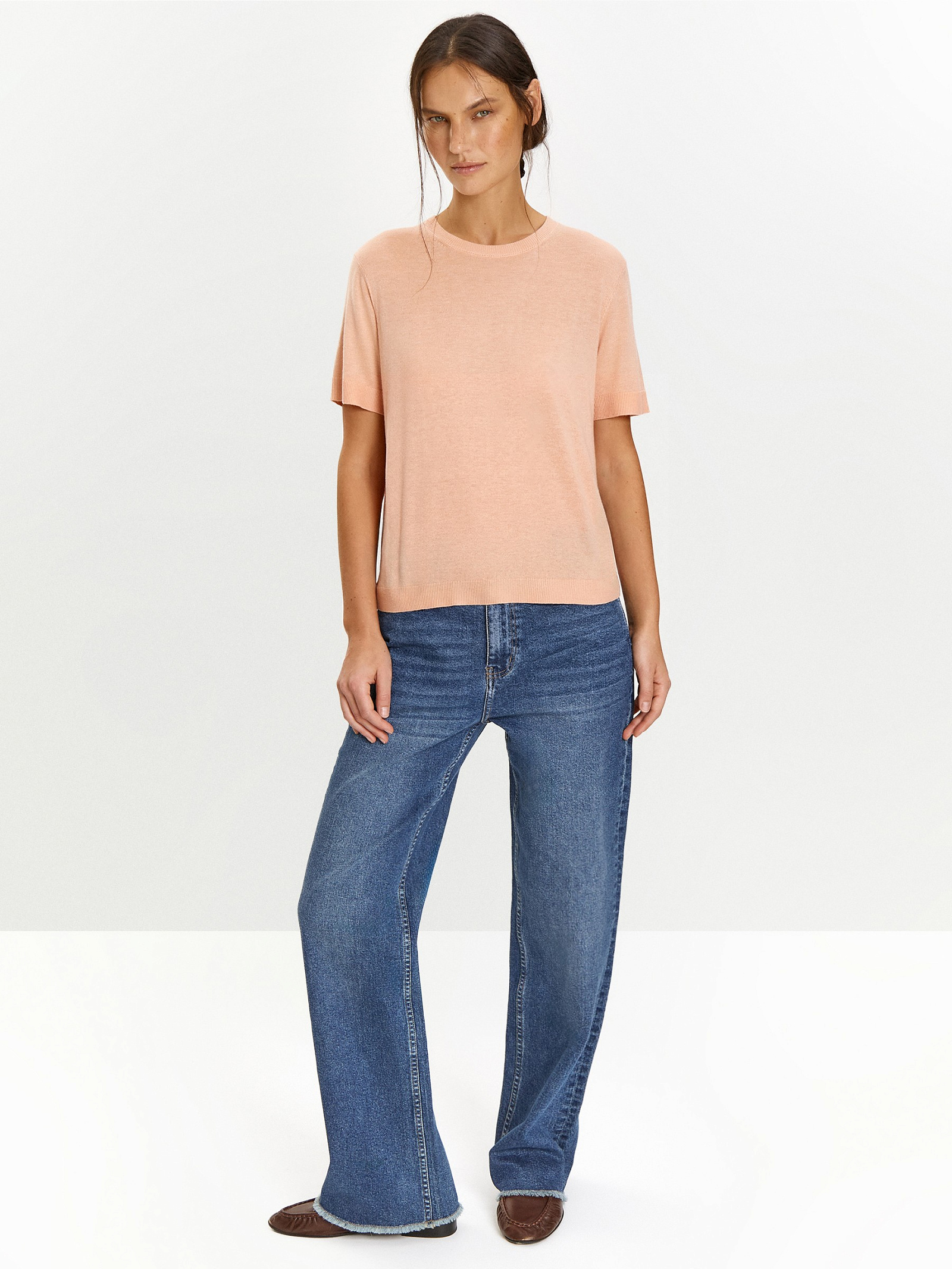 Футболка с содержанием шерсти